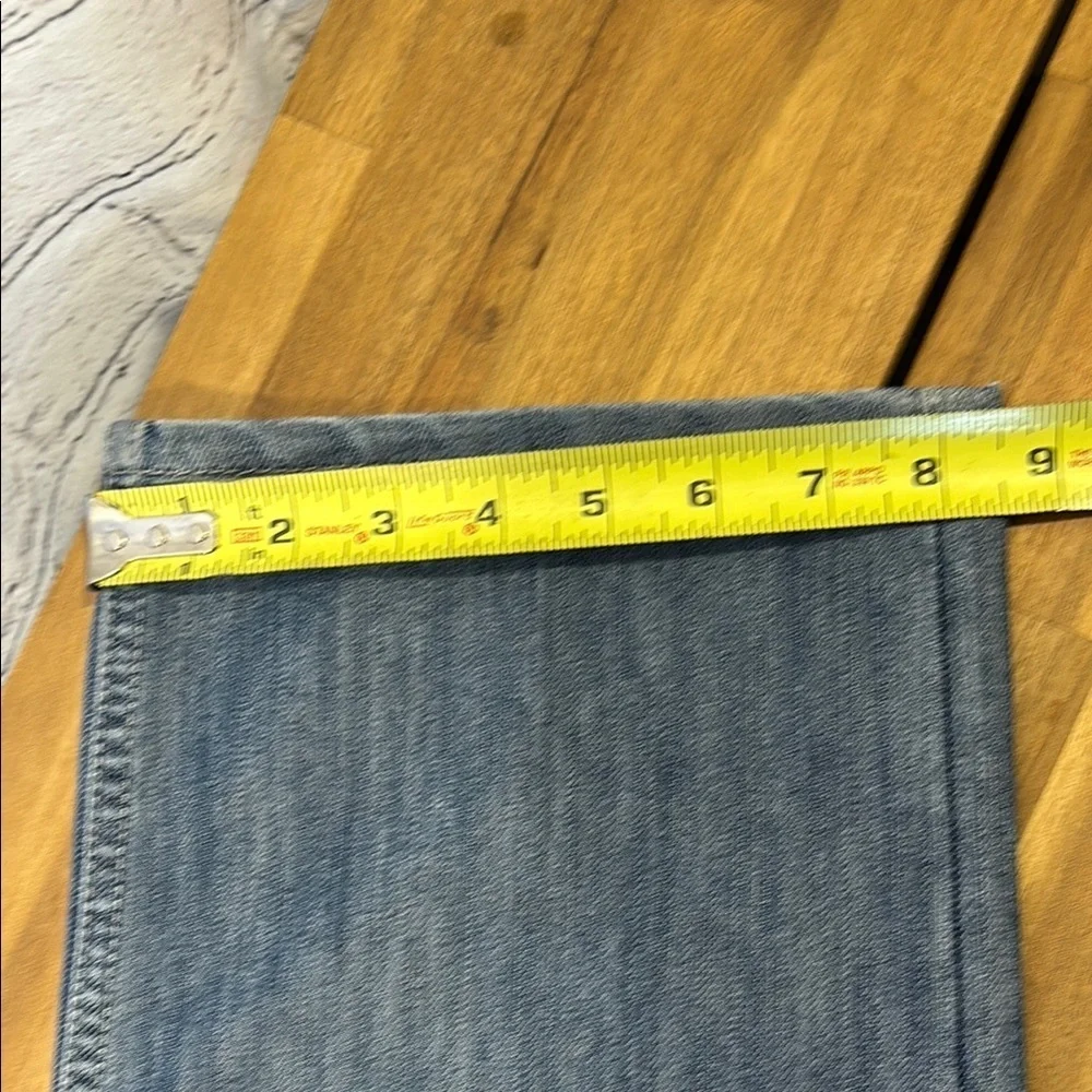 Levi's Blue Relaxed Fit 415 Jeans with Classic Style